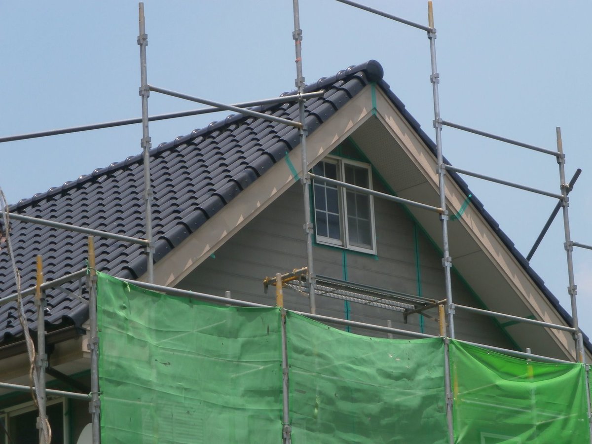 足場を組んだ現場